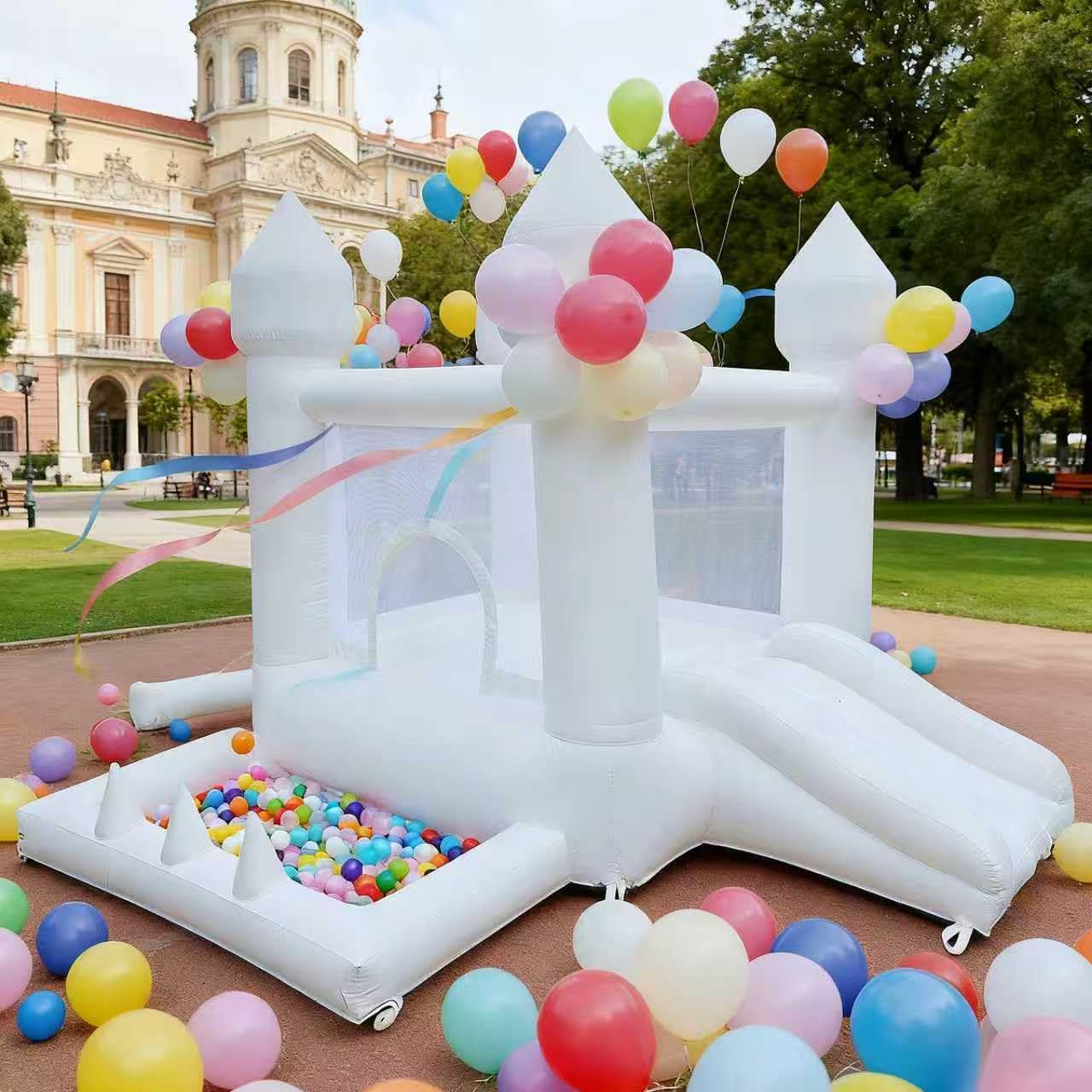 Kids Outdoor Inflatable - 白いバウンスハウス、屋内および屋外用のインフレータブル遊具、ボールプールと滑り台付き、子供向けバウンスハウス