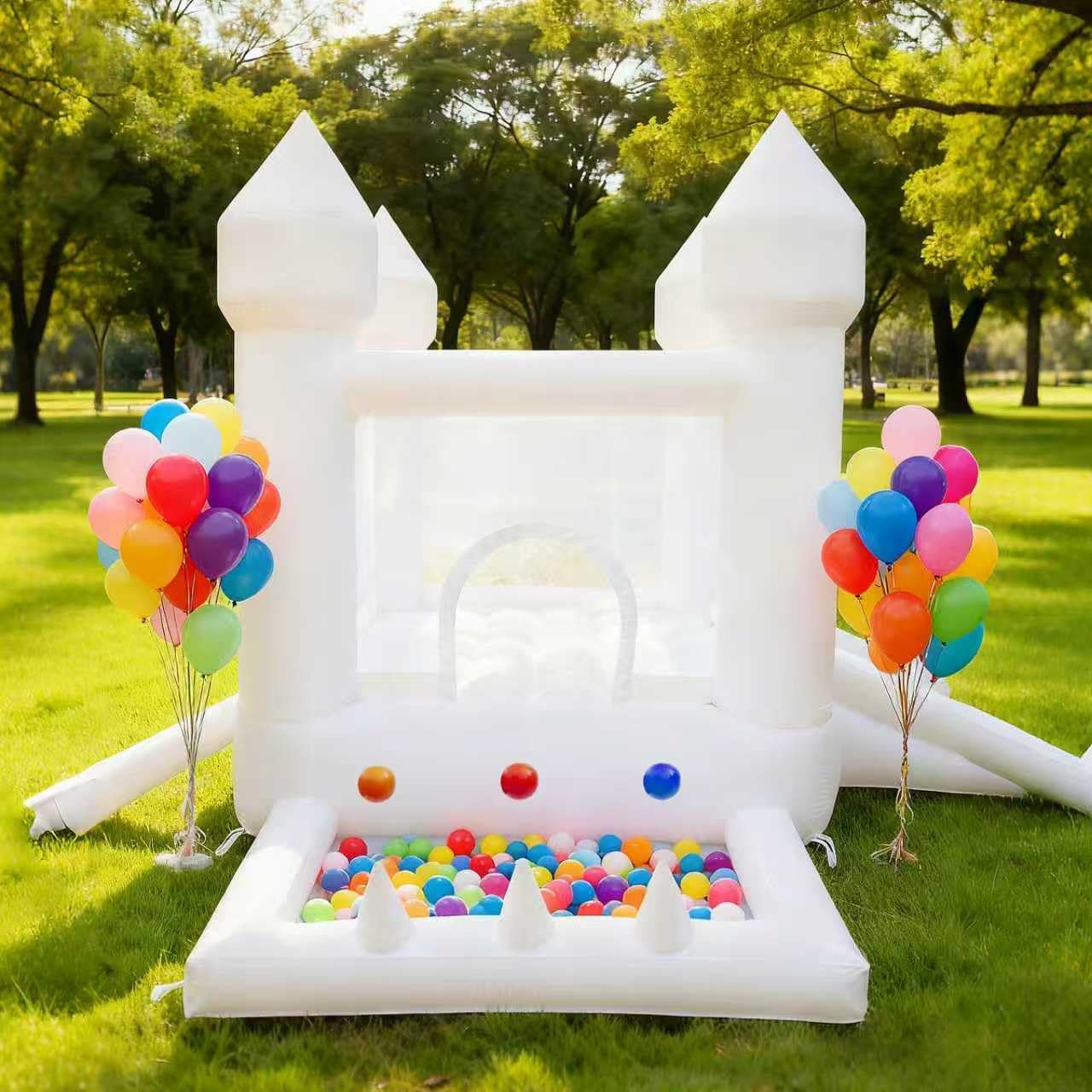 白いバウンスハウス、屋内および屋外用のインフレータブル遊具、 - Kids Outdoor Inflatable のレビューと価格