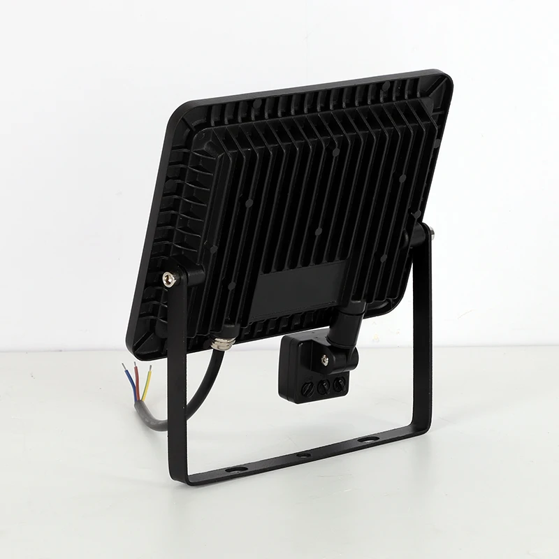 10W 20W 30W 50W 100W 誘導LEDフラッド - Balance Beam Outdoor のレビューと価格
