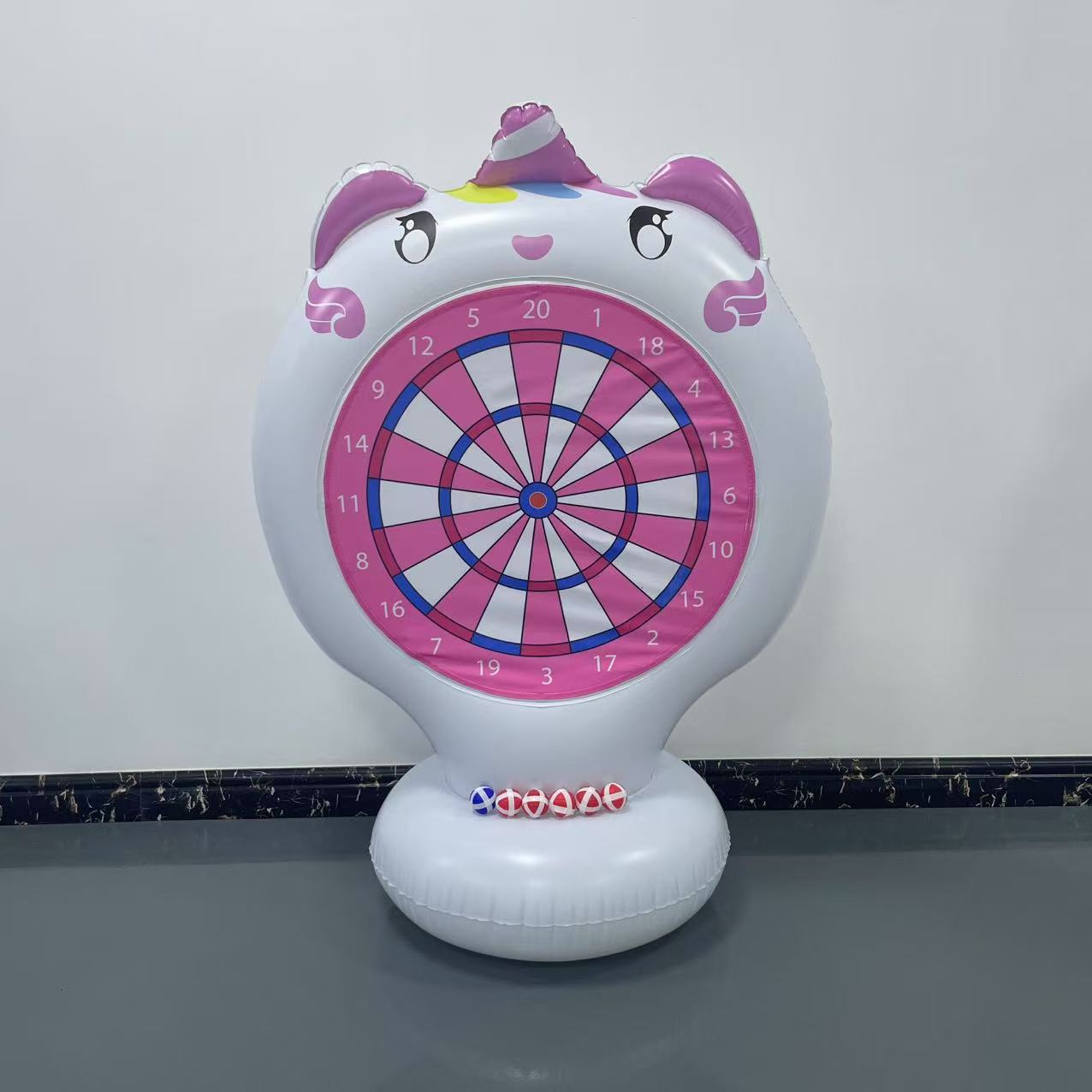 インフレータブルユニコーン投げゲームターゲット粘着ダーツ屋外 - Kids Outdoor Inflatable のレビューと価格