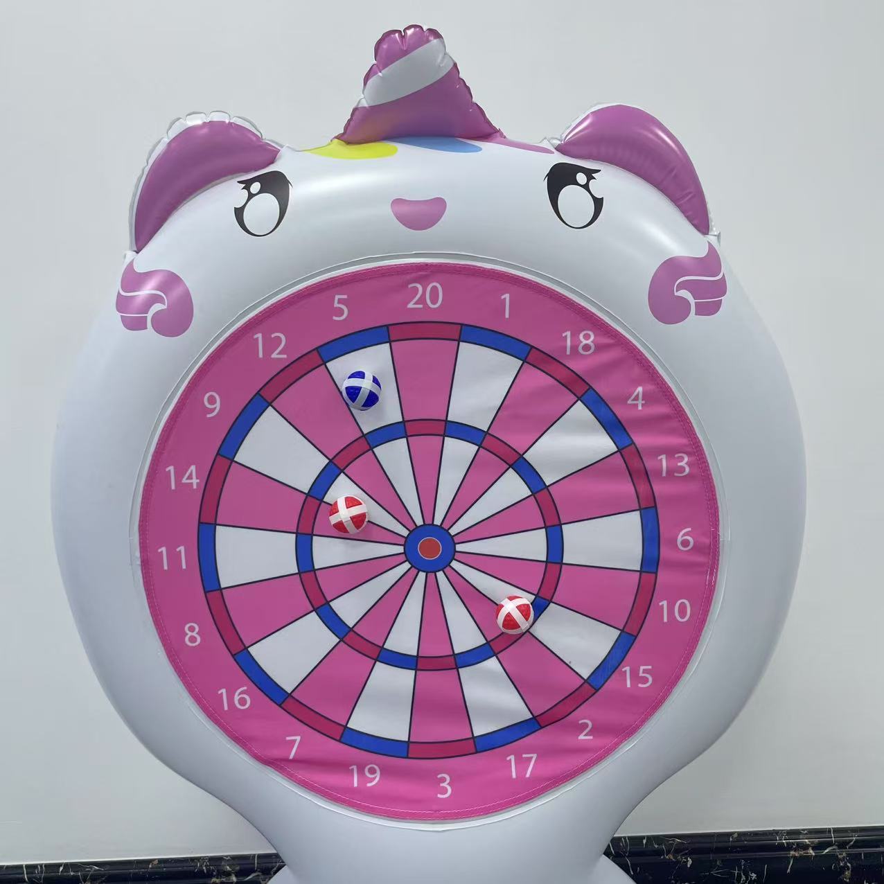 インフレータブルユニコーン投げゲームターゲット粘着ダーツ屋外 - Kids Outdoor Inflatable のレビューと価格