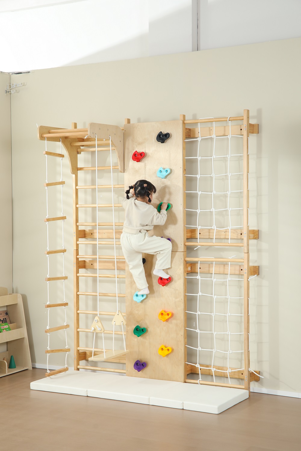 在庫あり 室内用モンキーバー 子供用木製クライミングフレーム - Kids Outdoor Monkey Bar Set のレビューと価格